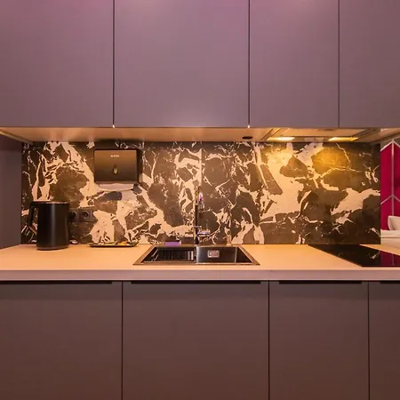 Myfreedom поруч із метро площа українських героїв Apartamento *